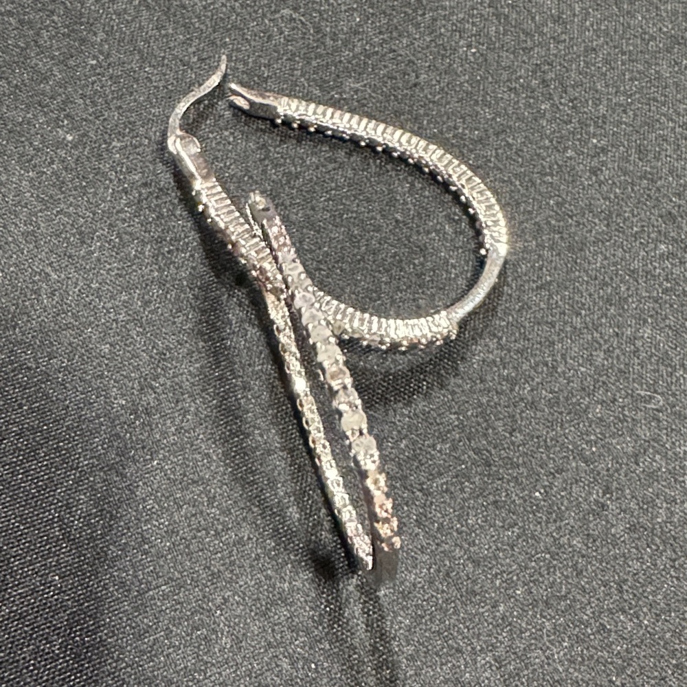 14k white gold and diamond Hoop Earrings